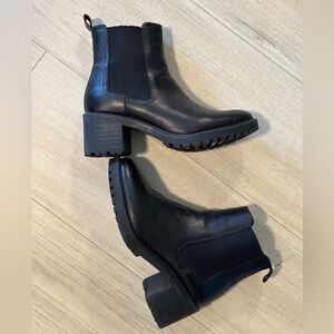 Black Chelsea boots